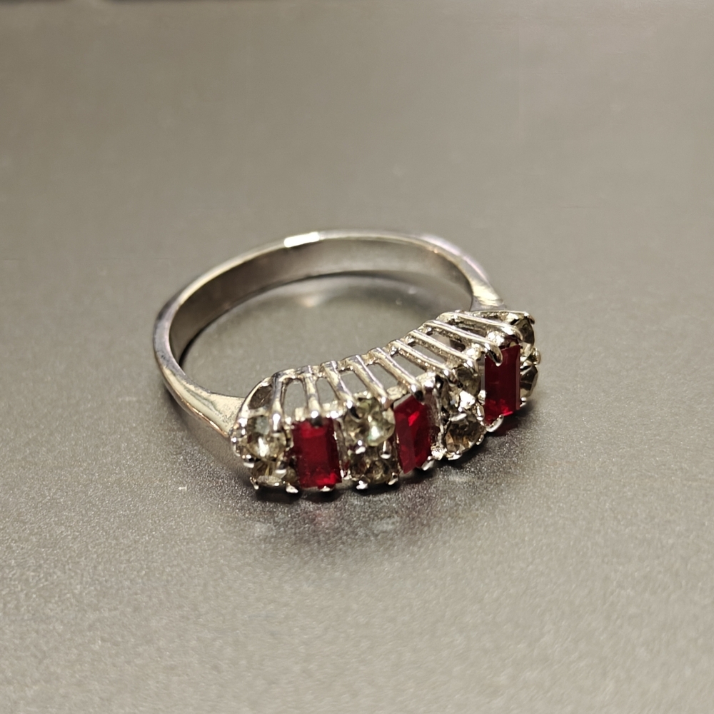 Vintage Ruby Red Glass Rhodium Plated Ring